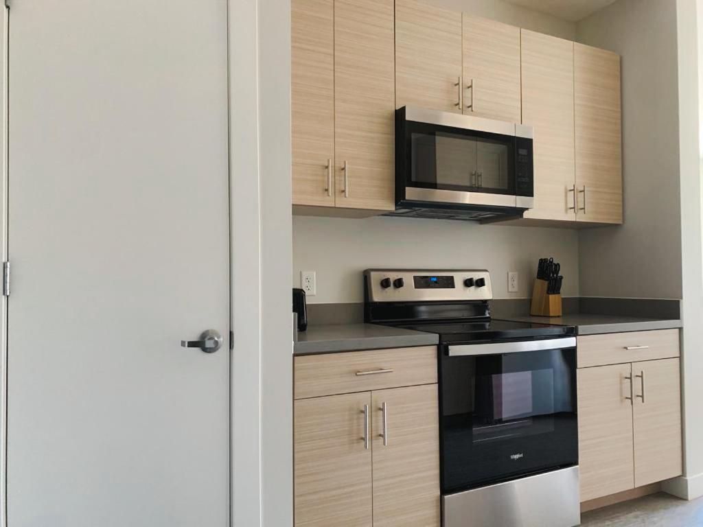 Sleepover Studio Apartments Des Moines Extérieur photo