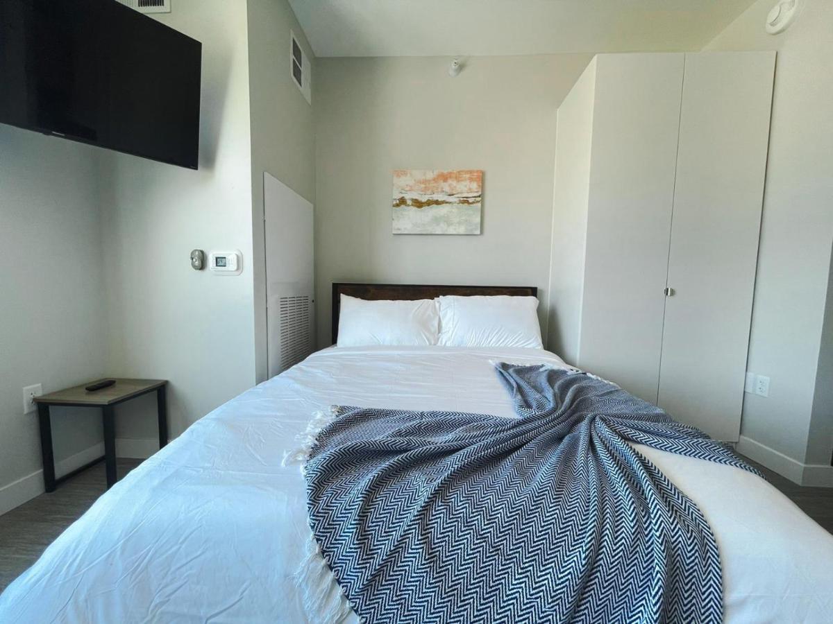 Sleepover Studio Apartments Des Moines Extérieur photo